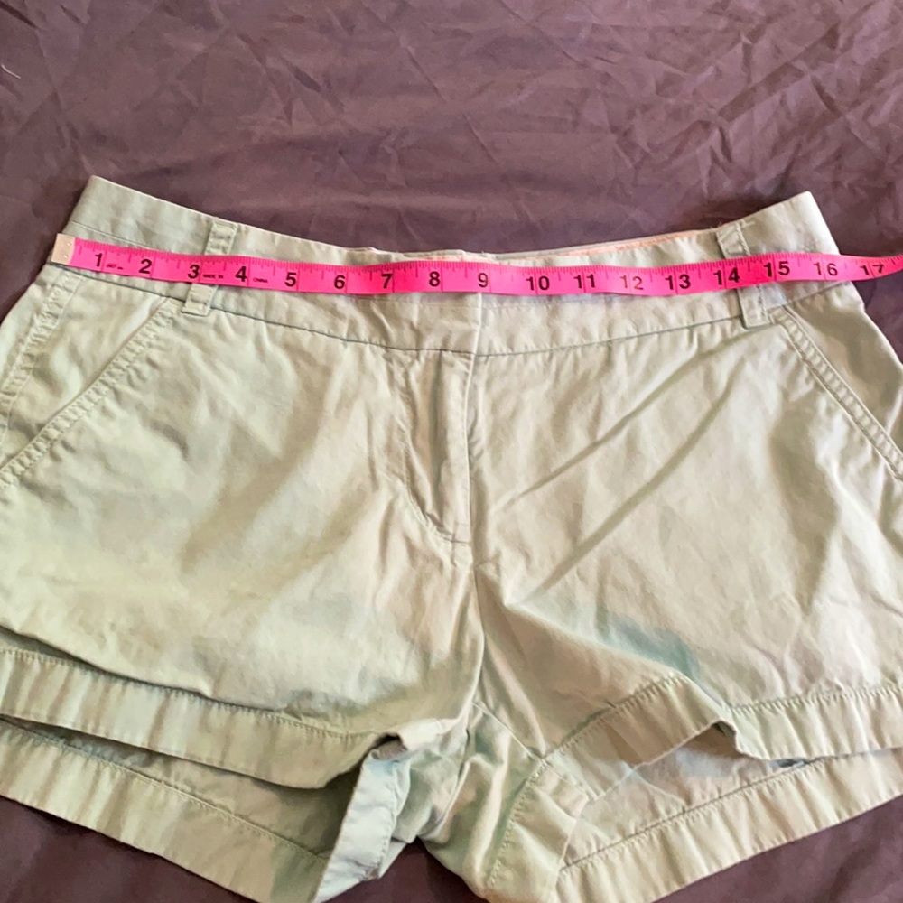 3/$18. 🌼 J. Crew lime green chino shorts size 6 - Picture 7 of 8